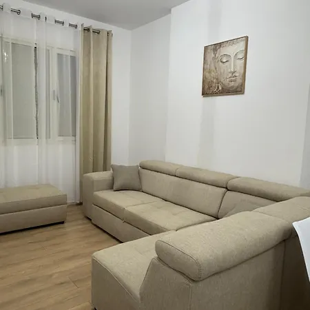 Gold Opal Тирана